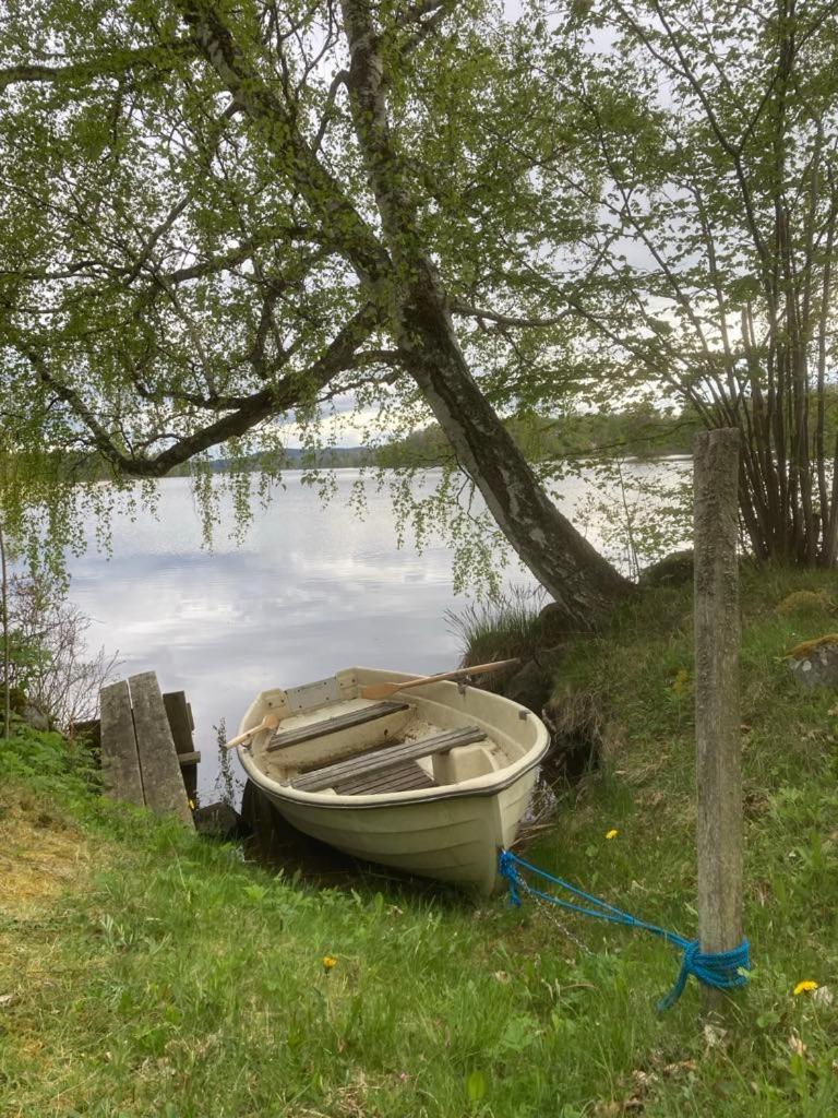 Sjoestuga Vid Bunn Graenna - Uddastugan Exterior photo